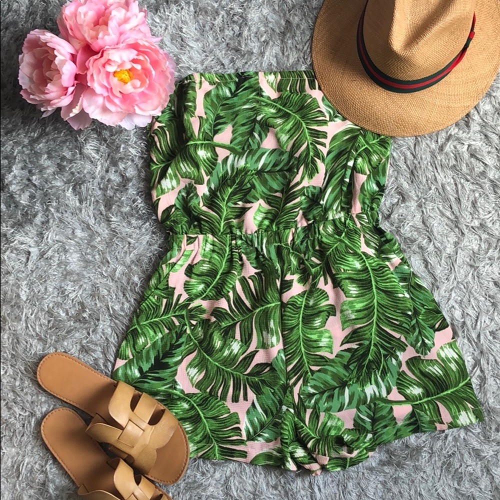 Worn once- Banana leaf, backless romper, Medium
